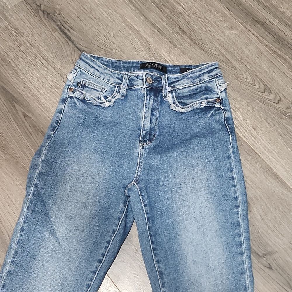 Judy Blue Maryville High Rise Fray Slim Fit Jeans - Picture 3 of 8
